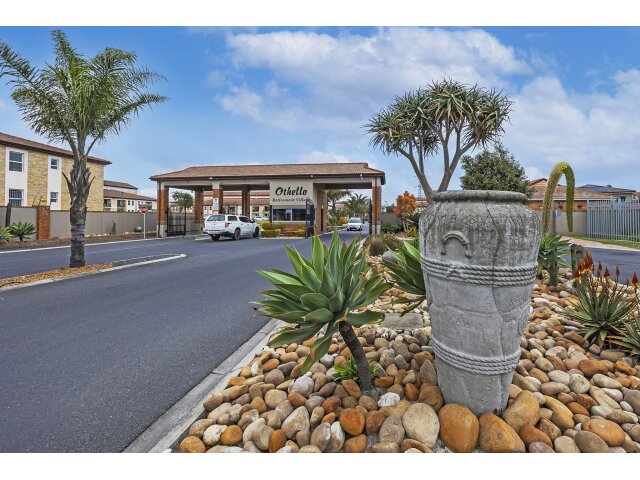  31 Othello 3 Emilio Street, Burgundy, Brackenfell 